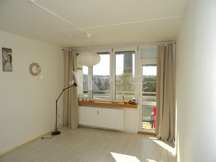 Prodej hezkého bytu  3 kk 64 m2  s lodžií a velkým sklepem, ulice 17. listopadu, Louny - Fotka 2