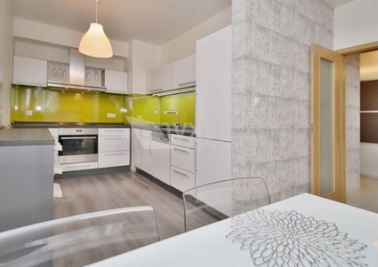 Pronájem bytu 3+kk/T, výměra 80 m2, garážové stání, Praha 4, ulice Steinerova - Fotka 4