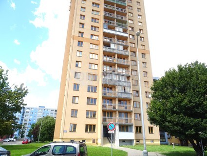 Prodej hezkého bytu 2kk 55 m2  s dvěma lodžiemi a velkým sklepem, ulice Horymírova, Ostrava - Zábřeh - Fotka 1