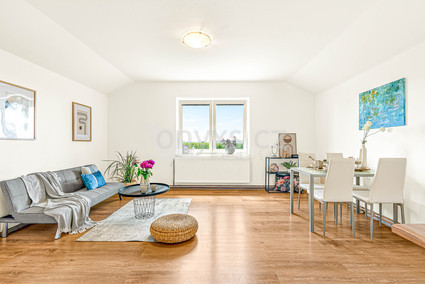 Prodej bytu 4+kk, 132 m2 podkroví Miletín - Fotka 1