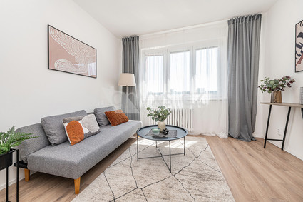 Pronájem bytu 3+kk, výměra 56 m2, 6 NP/6 NP, výtah, ulice Káranská, Praha 10 Malešice - Fotka 9