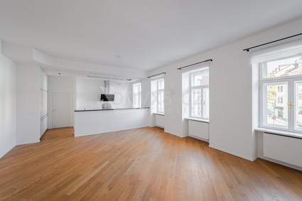 Pronájem bytu 5+kk, 169 m2 s balkonem a garáží, ul. Všehrdova, Praha - Malá Strana - Fotka 8