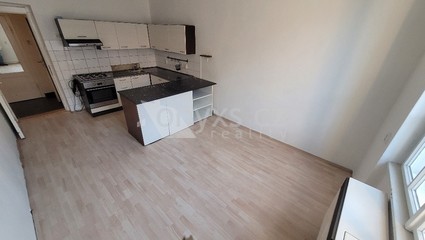 Pronájem bytu 2+kk, 45 m2, Praha 5 Smíchov, metro B Anděl - Fotka 1
