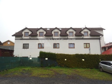 Prodej hezkého bytu 1+kk 19,36 m2 s parkovacím místem, ulice Říčanská, Říčany - Fotka 1