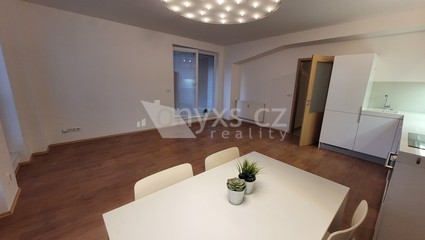 Pronájem bytu 2+kk/B,G Praha 4 Modřany - Fotka 1