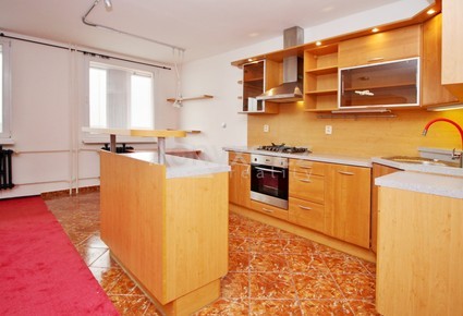 Pronájem bytu 3+kk, výměra 75 m2, 7NP/8NP, Veronské náměstí, Praha 10, Horní Měcholupy - Fotka 3