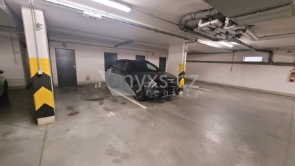 Pronájem parkovacího stání – novostavba, ul. Věstonická, Praha 5 – Zličín - Fotka 3