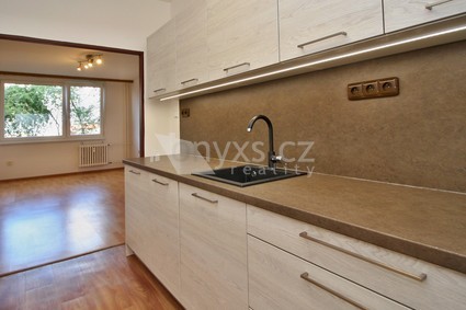 Pronájem bytu 3+kk/lodžie, výměra 71 m2, 2 patro/8, OV, panelový dům, ulice Jažlovická, Praha 4 - Fotka 2