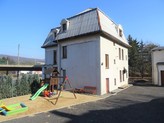 Prodej vily s byty, s garážemi, dětským hřištěm a to na pozemku 1049 m2, Všebořická, Ústí nad Labem