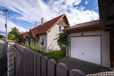 Prodej dvojdomu, 2x 4+1, 310m2, pozemek 800m2, ul. Radechovská, Praha - Horní Počernice