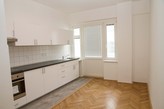 Pronájem bytu 2+kk s balkonem, 52 m2, ul. Londýnská, Praha 2.