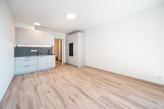 Pronájem bytu 1+kk, 37 m2 s balkonem, ul. Výstavní, Praha - Háje