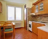 Prodej bytu 3+1/balkón, výměra 87 m2, 4 patro/4, OV, cihlový dům,  ulice Sladkovského, Kolín