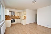 Pronájem bytu 2+kk výměra 50m2, zahrada 180m2, parkovací stání, Praha 9, Vysočany, ulice Svatošových